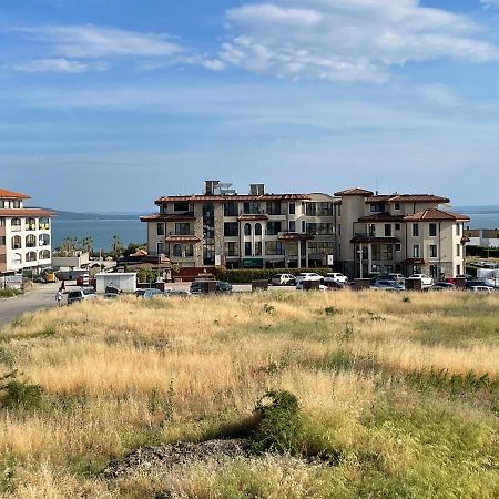Apartmán Апартамент В Сарафово Burgas City Exteriér fotografie