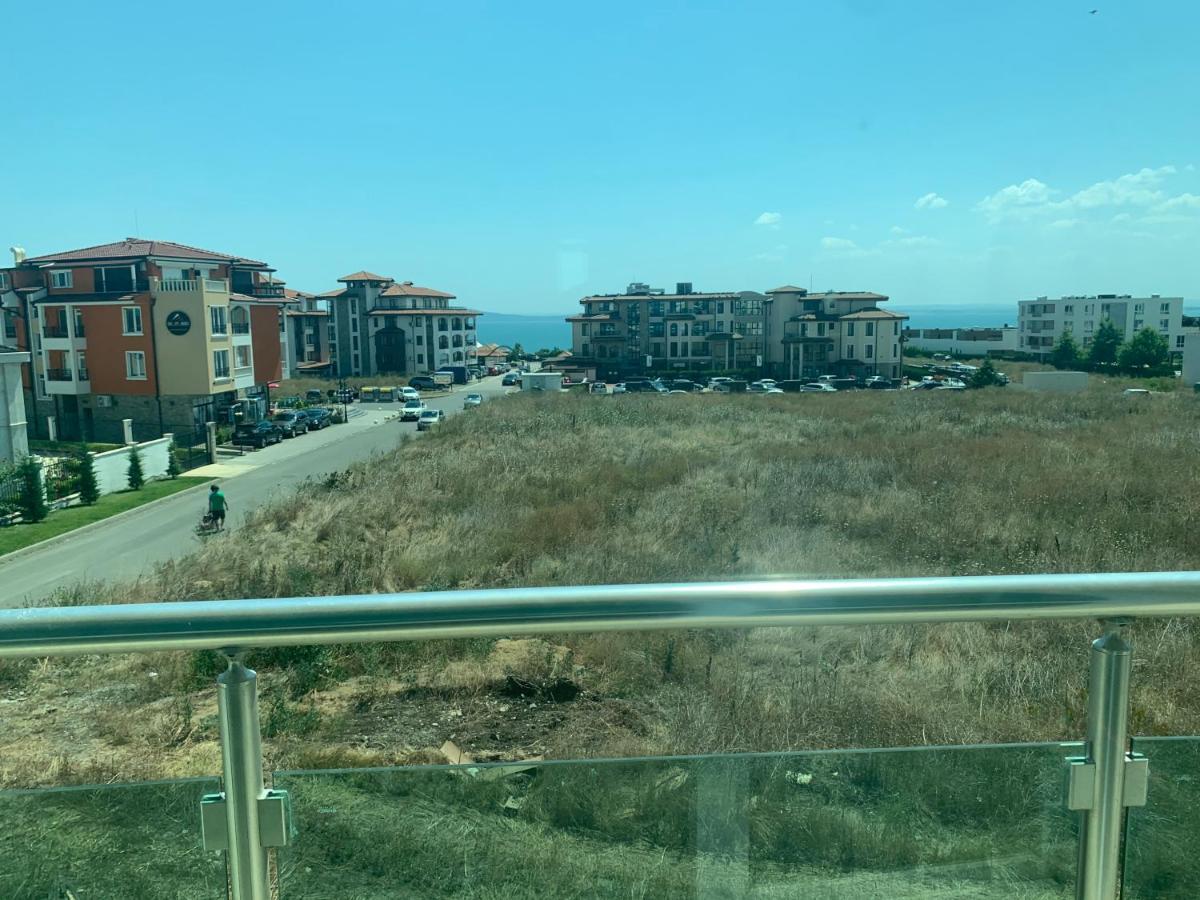Apartmán Апартамент В Сарафово Burgas City Exteriér fotografie