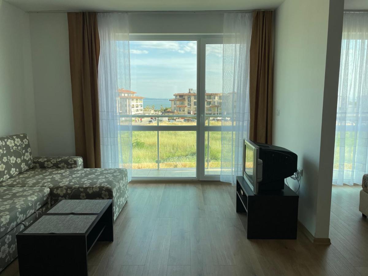 Apartmán Апартамент В Сарафово Burgas City Exteriér fotografie
