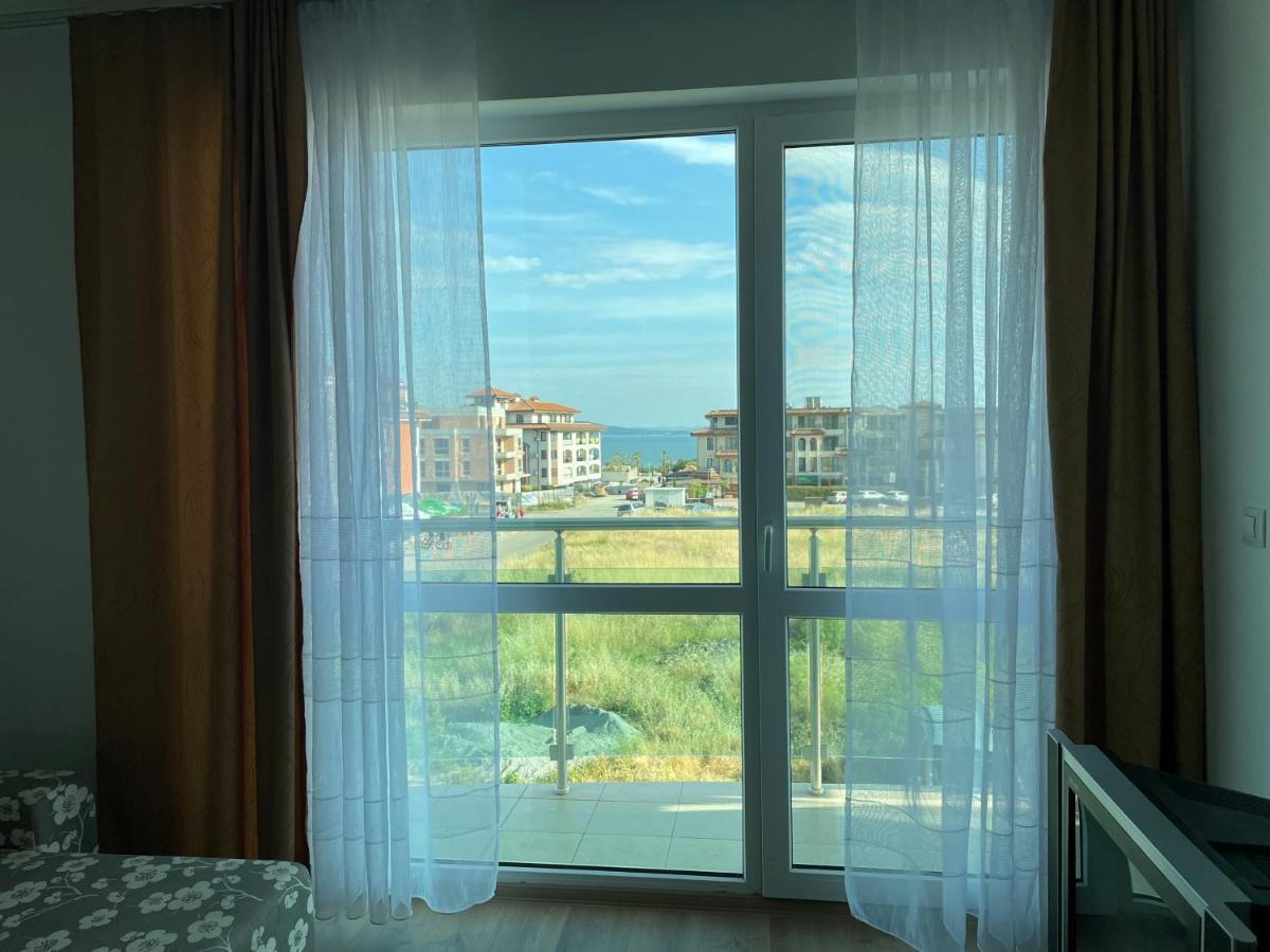 Apartmán Апартамент В Сарафово Burgas City Exteriér fotografie